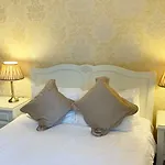 The Crescent Guest House