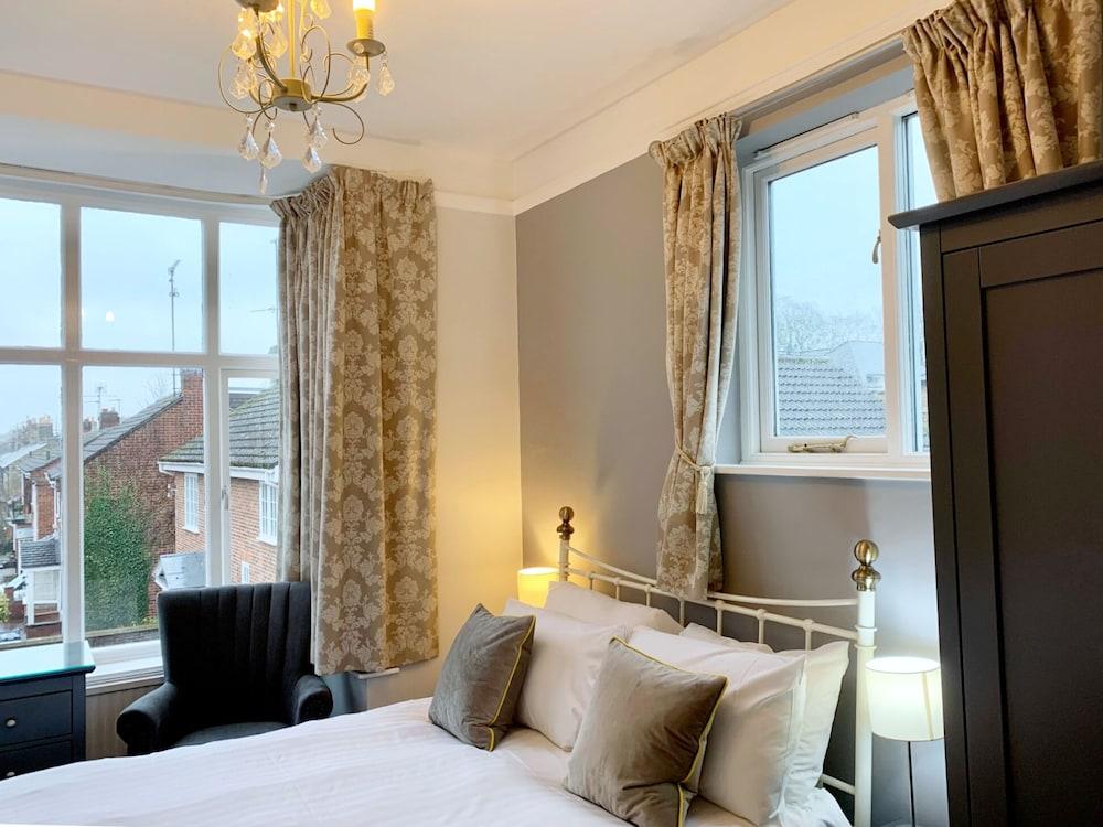Hotel The Crescent